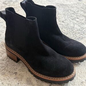 Chic Black Suede Ankle Boots